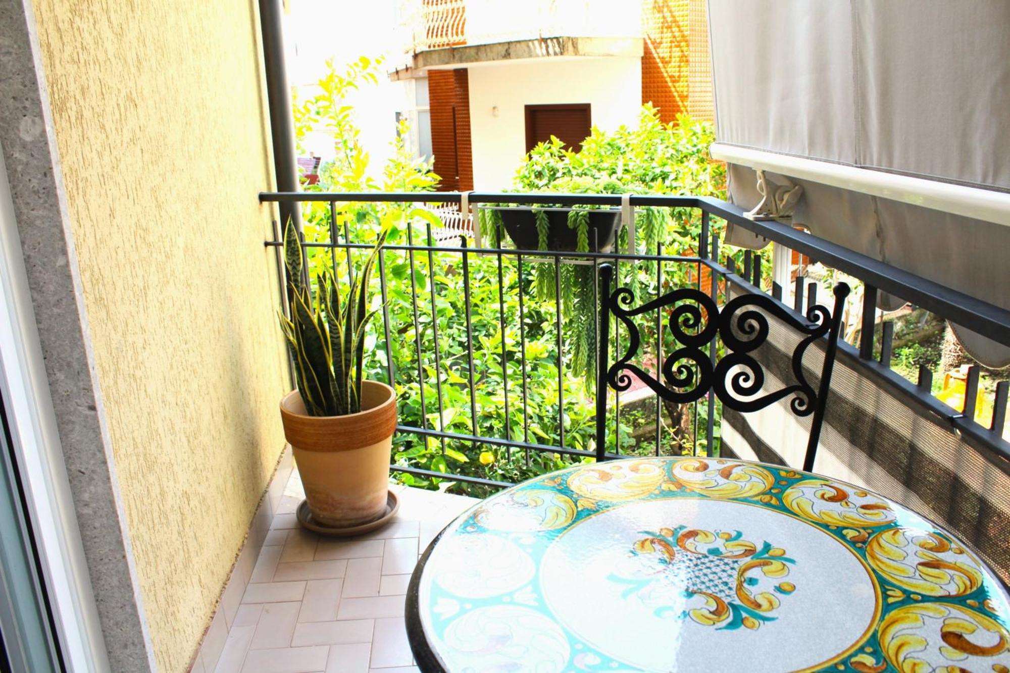 Anto'S Apartment - Giardini Naxos Exterior photo